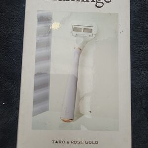 Flamingo Taro and Rose Gold Razor